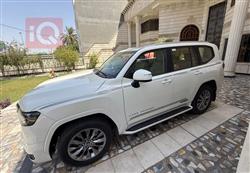 تۆیۆتا لاند کروزەر